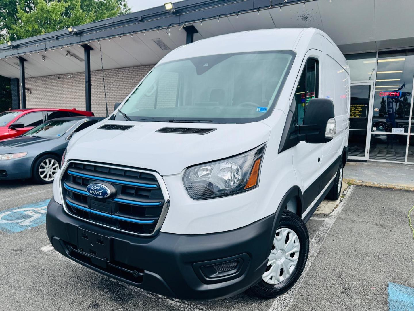 ford e-transit cargo van 2022 1FTBW9CK9NKA53736 image ford e-transit cargo van 2022 1FTBW9CK9NKA53736 image